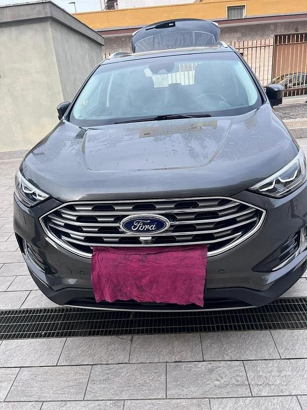 Usata Ford Edge 150 CV (110 kW) 2020 Grigio SUV