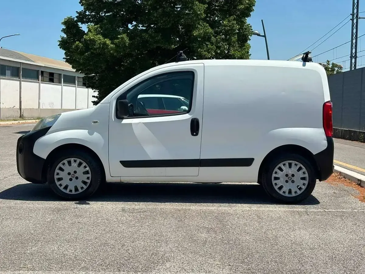 Usata Fiat Fiorino 75 CV (55 kW) 2008 Bianco Monovolume