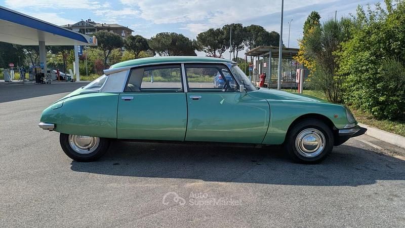 Usata Citroën DS 139 CV (102 kW) 1973 Verde lattementa Station wagon