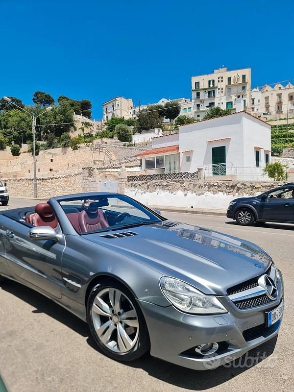 Usata Mercedes SL300 2008 Grigio Cabrio