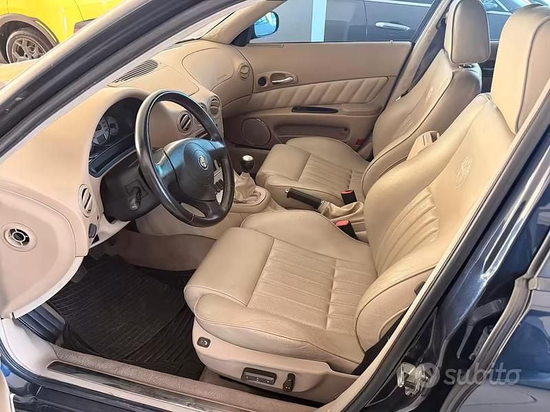 Usata Alfa Romeo 166 185 CV (136 kW) 2005 Berlina