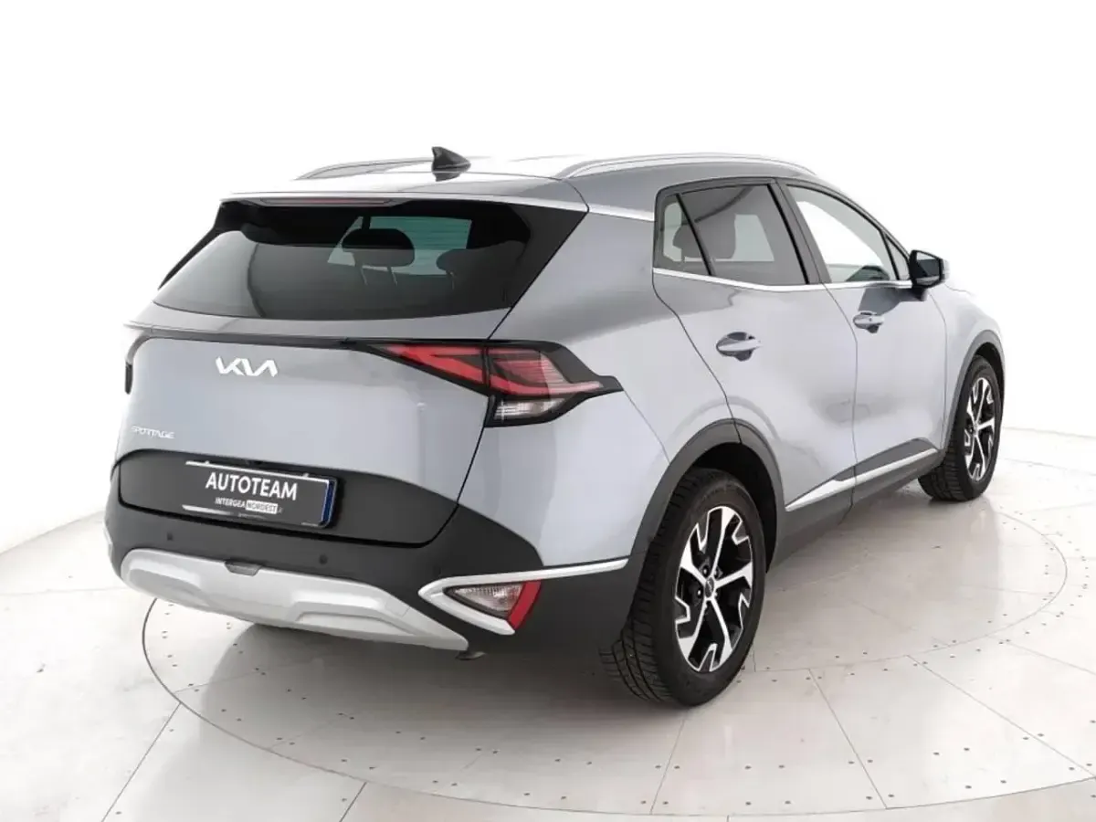 Usata Kia Sportage Style 136 CV (100 kW) 2022 Argento SUV