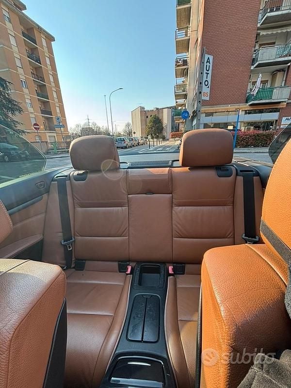 Usata BMW 320 Cabriolet Efficient Dynamics 2008 Nero Cabrio