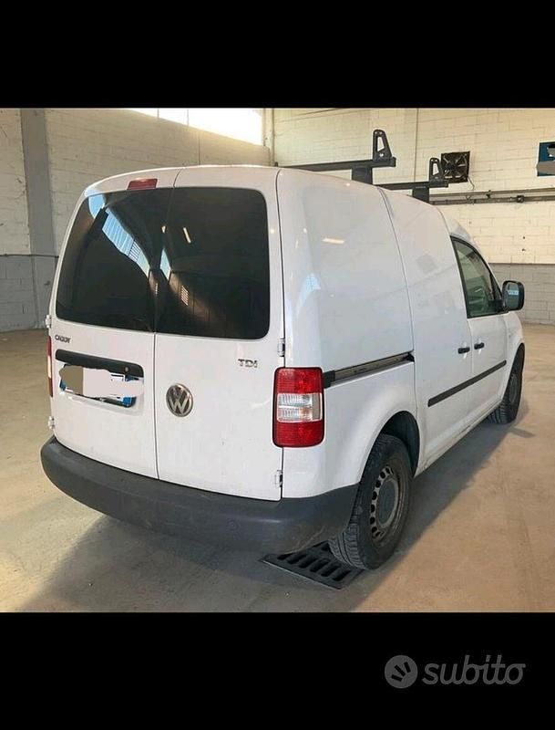 Usata VW Caddy 105 CV (77 kW) 2008 Bianco Monovolume