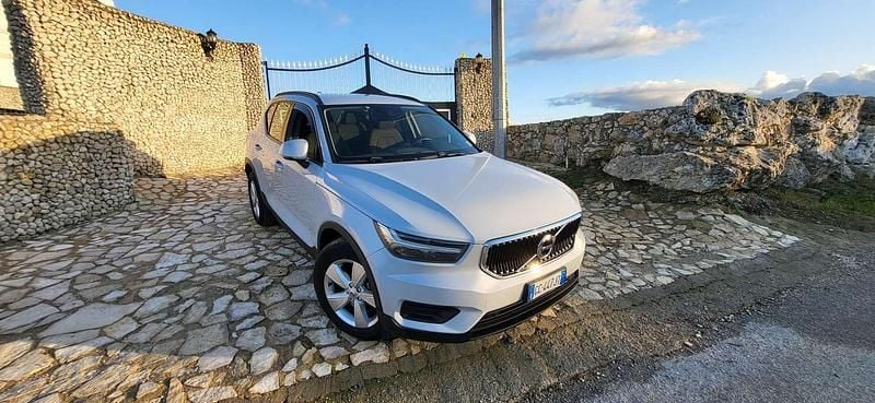 Usata Volvo XC40 150 CV (110 kW) 2020 SUV