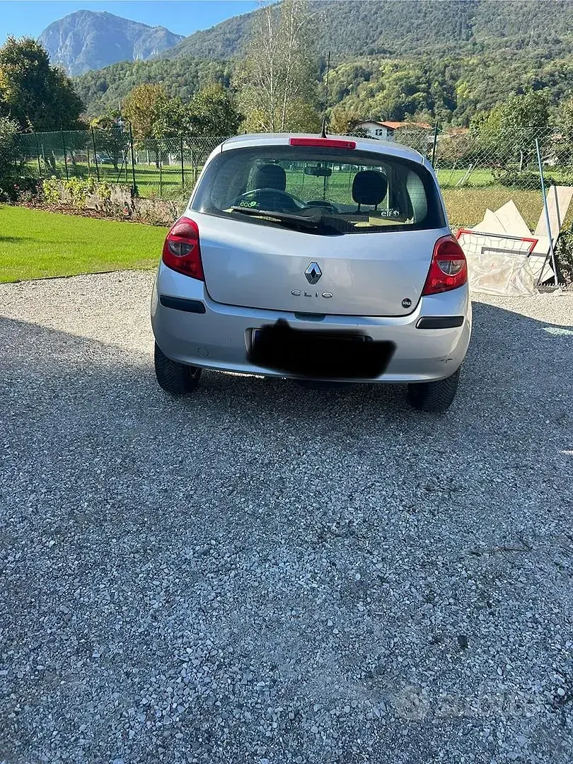 Usata Renault Clio 75 CV (55 kW) 2008 Utilitaria