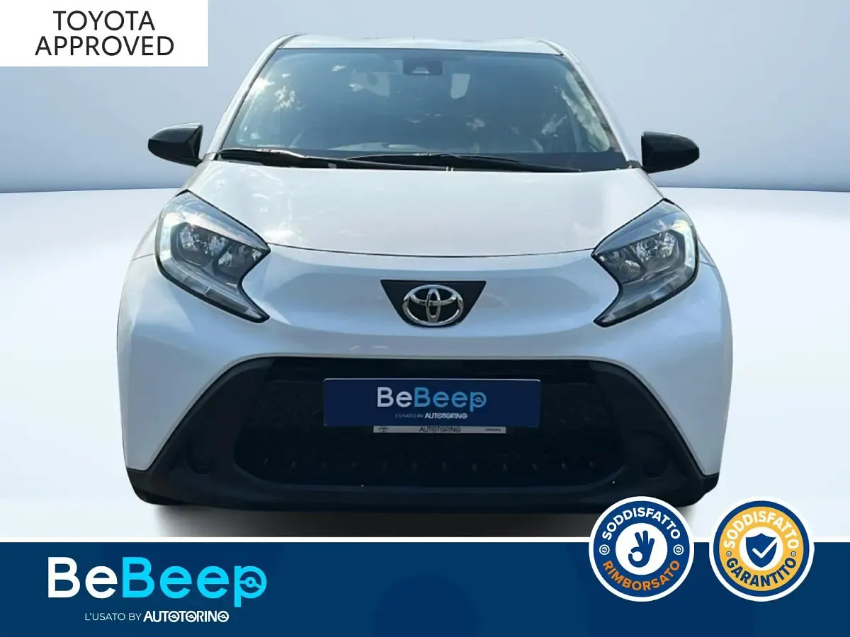 Usata Toyota Aygo X Active 72 CV (52 kW) 2023 Bianco pastello SUV