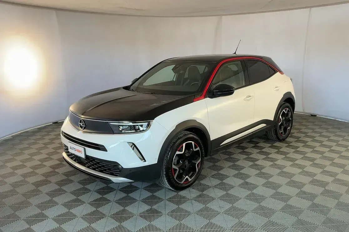 Usata Opel Mokka GS Line 131 CV (96 kW) 2021 Bianco SUV