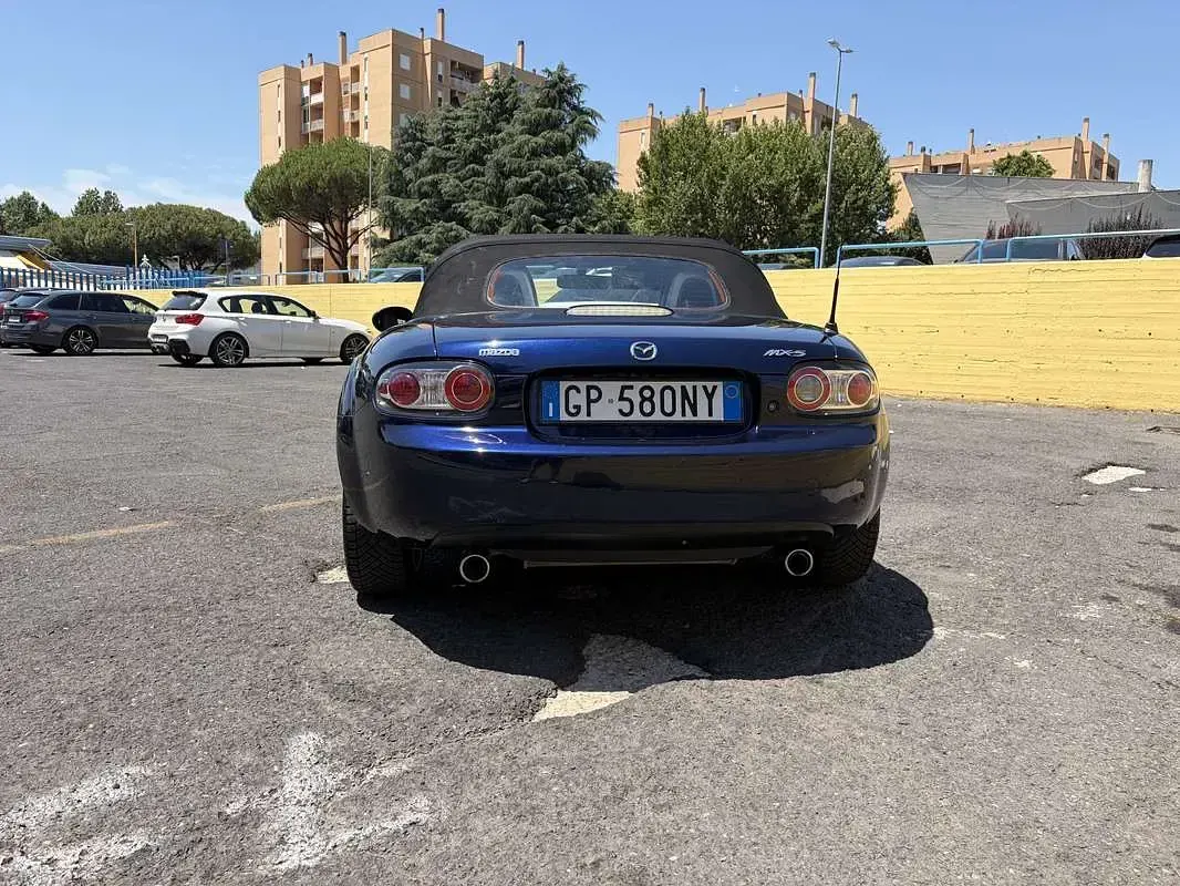 Usata Mazda MX5 131 CV (96 kW) 2008 Bluazzurro Cabrio
