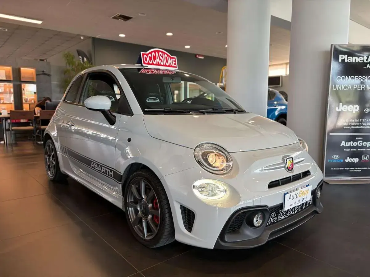 Usata Abarth 595 145 CV (106 kW) 2016 Grigio Utilitaria