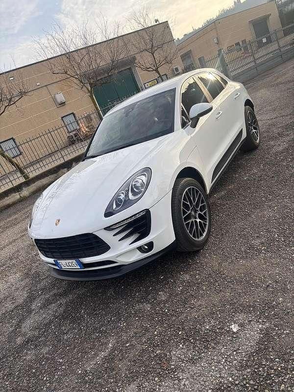 Usata Porsche Macan 252 CV (185 kW) 2017 Bianco SUV