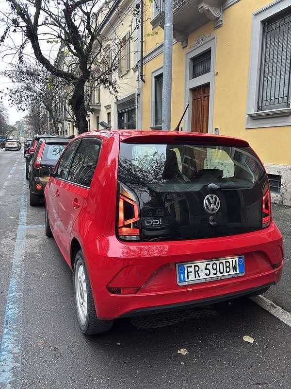 Usata VW up! Move 75 CV (55 kW) 2018 Rosso Utilitaria