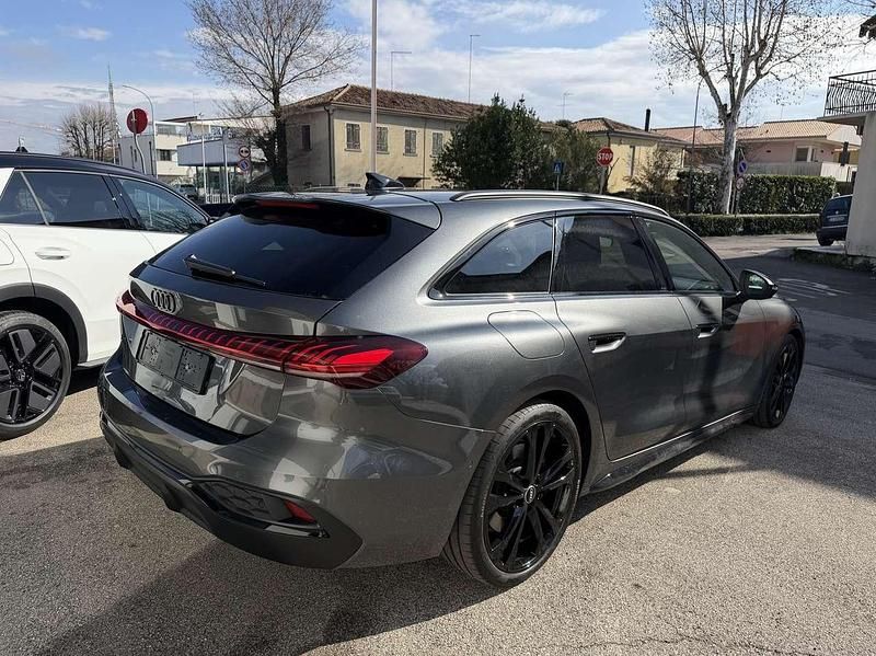Usata Audi A5 S-Line 204 CV (150 kW) 2025 Grigio Station wagon