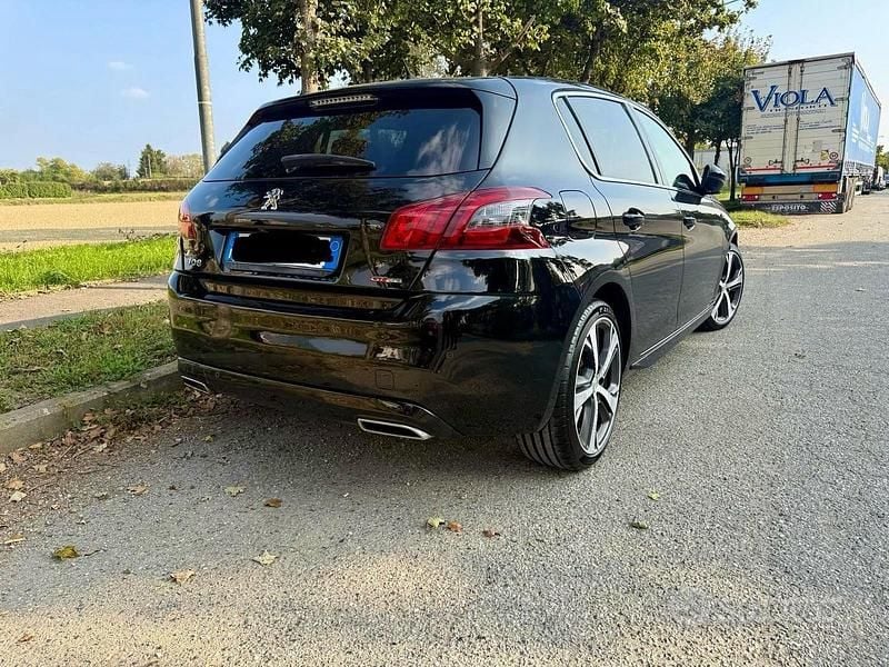 Usata Peugeot 308 GT-line 130 CV (95 kW) 2017 Nero Berlina