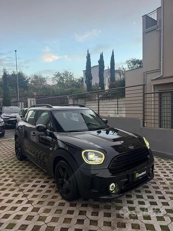 Nero Usata 2022 Mini Cooper D Countryman Classic SUV | 24.990 € (Ottimo prezzo) - Immagine 1/4