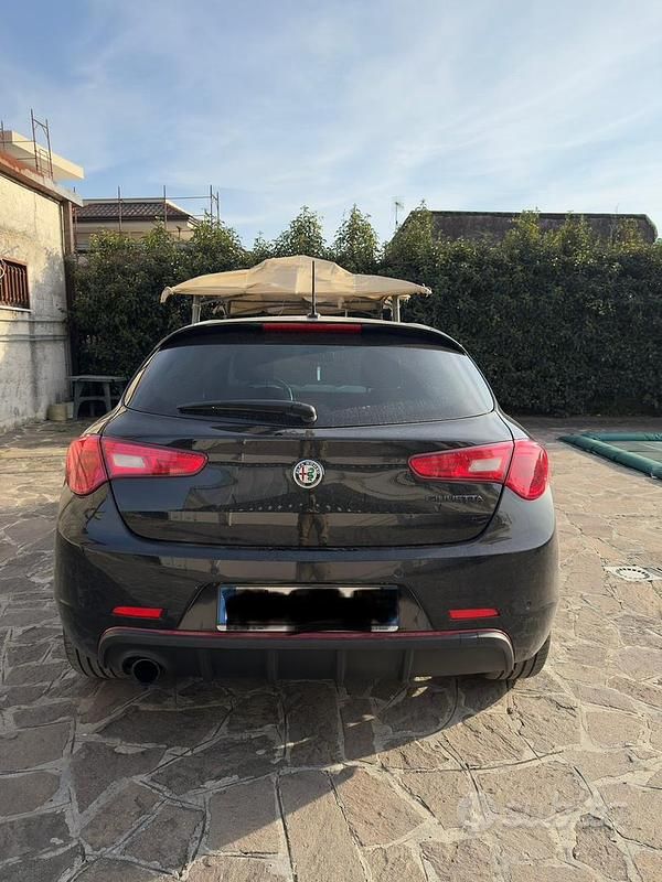 Usata Alfa Romeo Giulietta 120 CV (88 kW) 2020 Nero Utilitaria