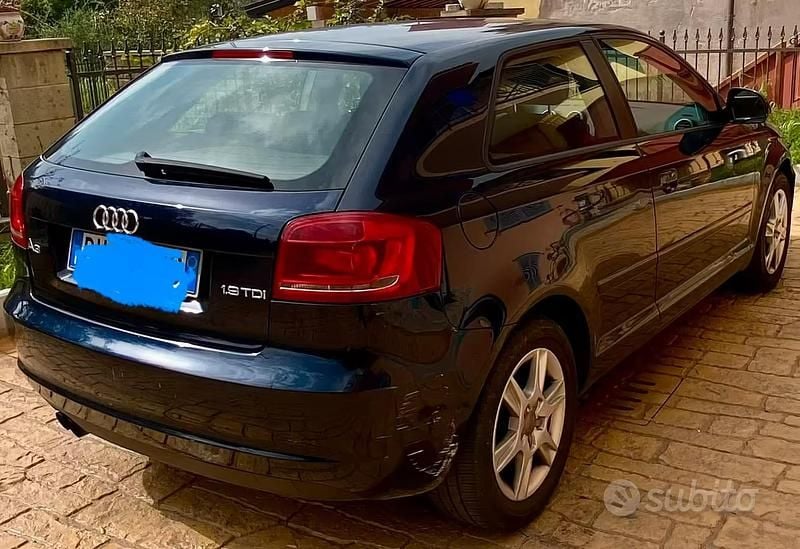 Begagnad Audi A3 Ambition 105 HK (77 kW) 2009 Blå Halvkombi