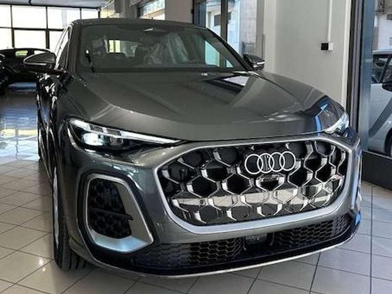 Nuova Audi Q5 Sportback Ambiente 204 CV (150 kW) 2025 Grigio SUV