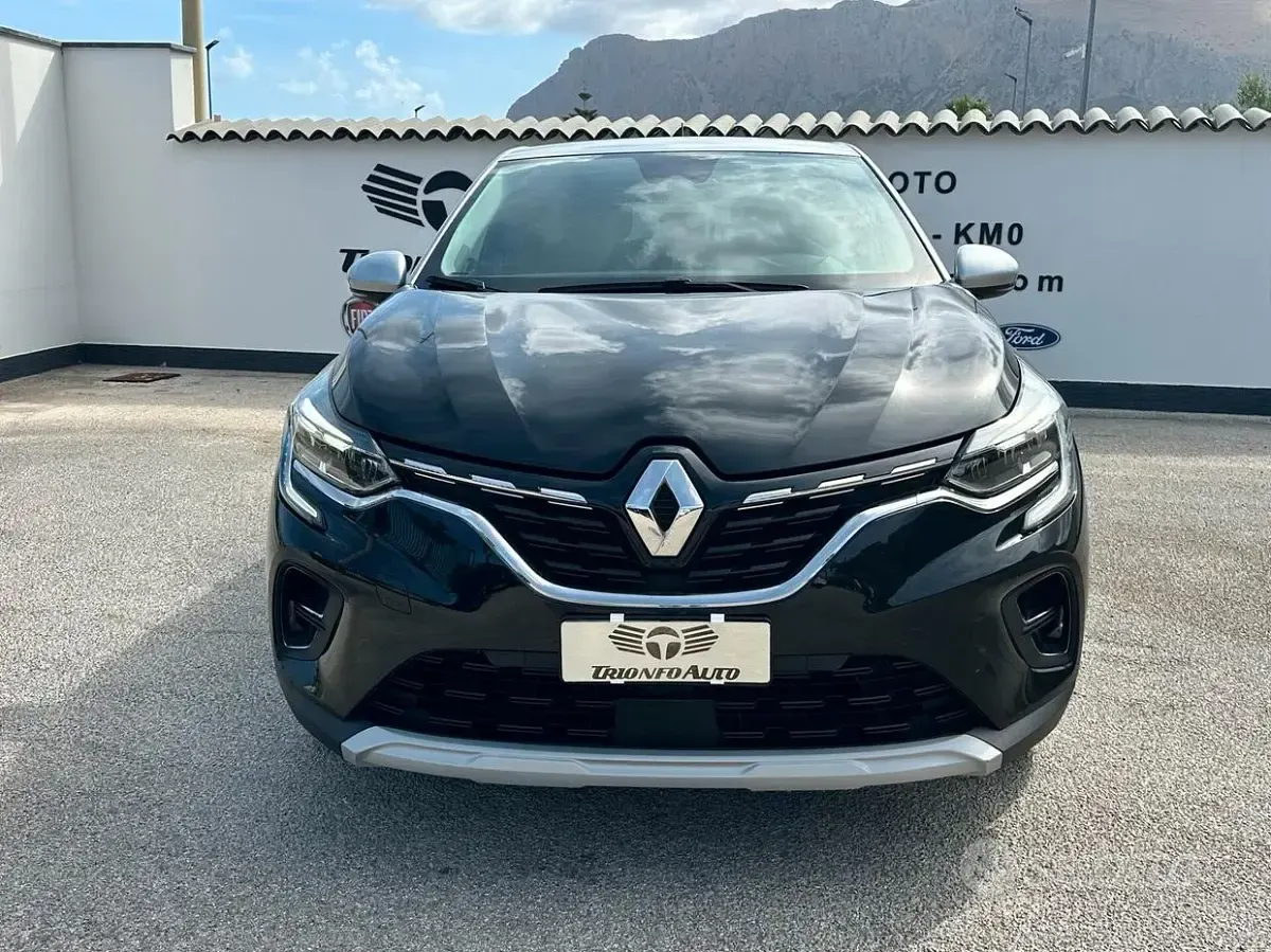 Usata Renault Captur Intens 91 CV (66 kW) 2022 Nero SUV