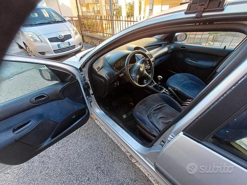 Usata Peugeot 206 2000 Grigio Utilitaria