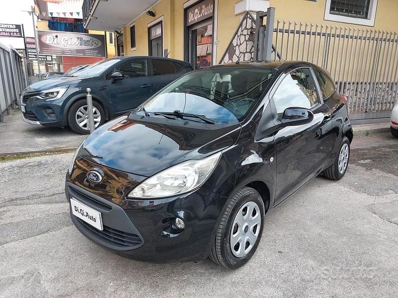 Usata Ford Ka Titanium 69 CV (50 kW) 2013 Nero Utilitaria