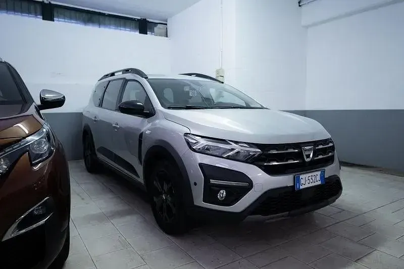 Usata Dacia Jogger Extreme 110 CV (80 kW) 2022 Grigio Monovolume