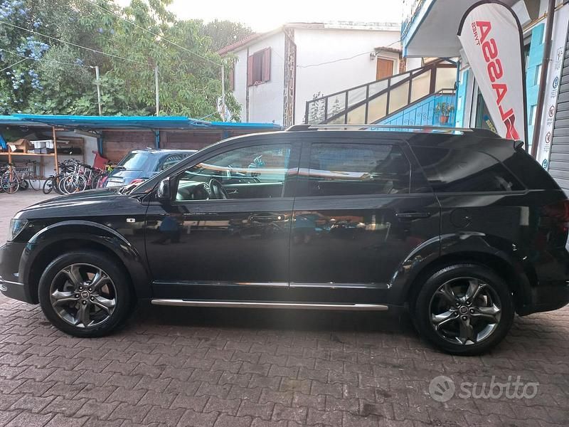 Usata Fiat Freemont Cross 170 CV (125 kW) 2015 Nero SUV