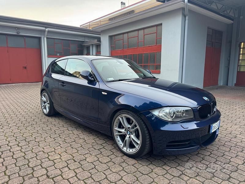 Usata BMW 335 M Sport 440 CV (323 kW) 2010 Blu Berlina