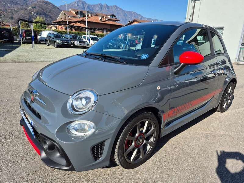 Grigio Usata 2020 Abarth 595 Due volumi | 16.500 € (Ottimo prezzo) - Immagine 1/4