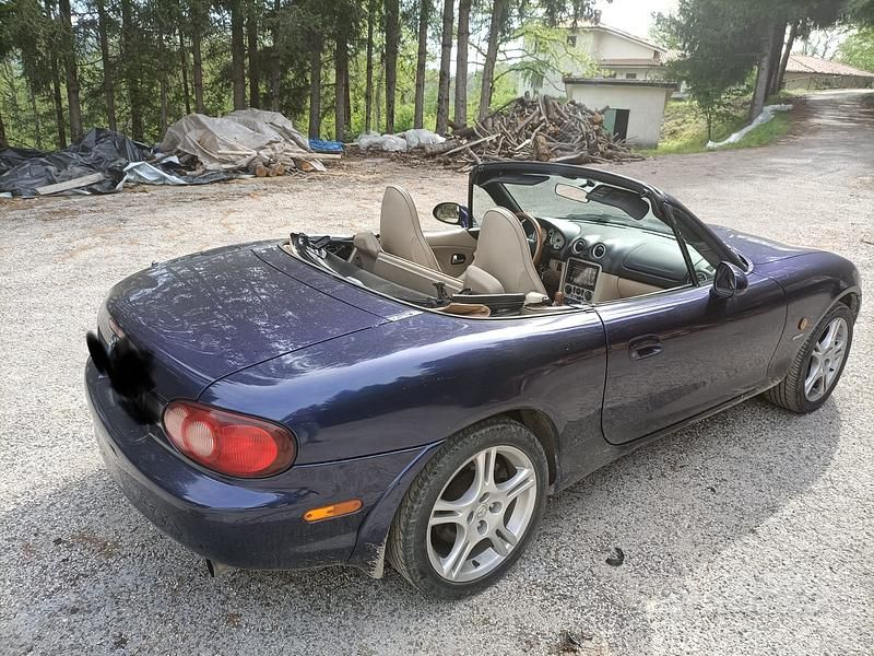 Usata 2004 Mazda MX5 Cabrio | 7500 € (Ottimo prezzo) - Immagine 1/4