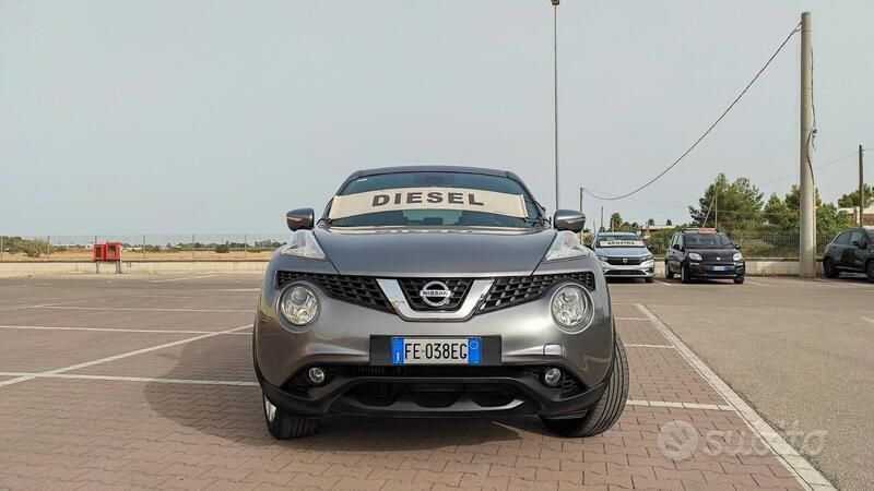 Usata Nissan Juke Acenta 110 CV (80 kW) 2016 Grigio SUV