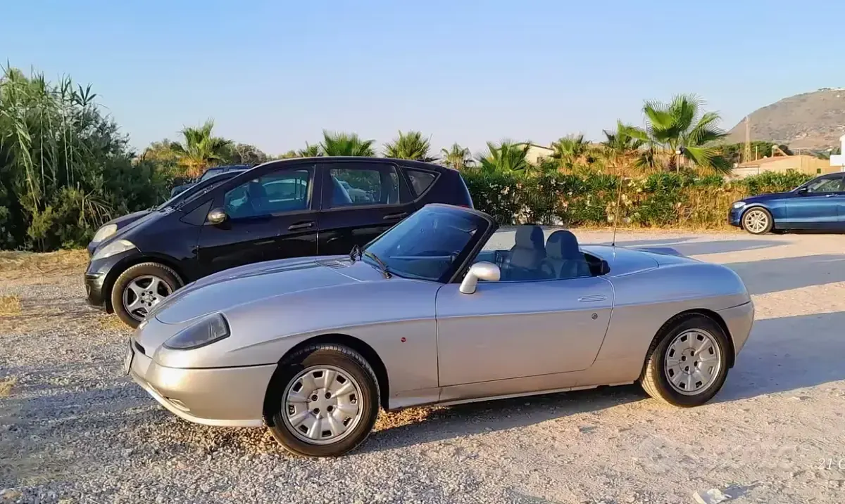 Usata Fiat Barchetta 131 CV (96 kW) 2001 Grigio Cabrio