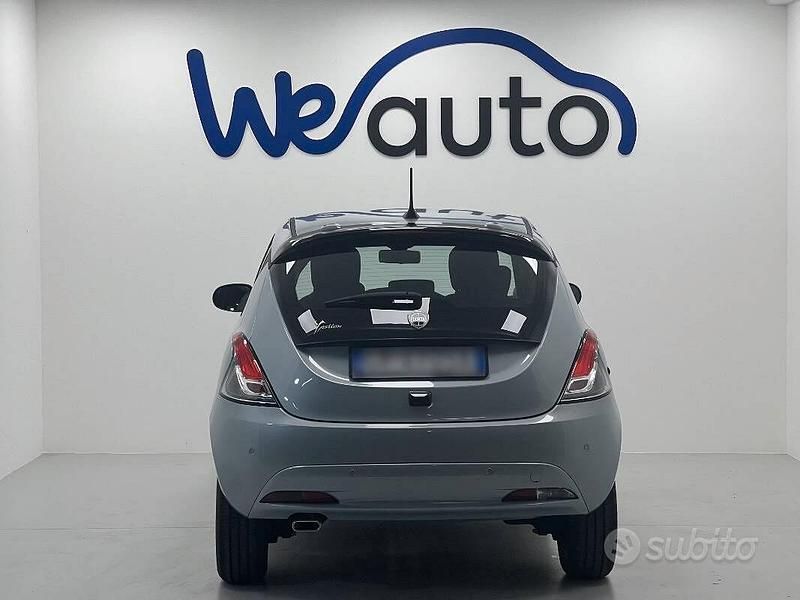 Usata Lancia Ypsilon Gold 69 CV (50 kW) 2023 Other Utilitaria