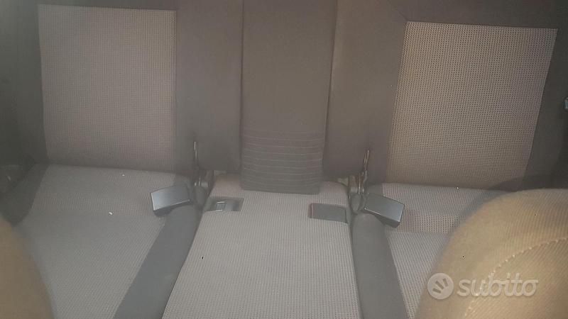 Usata Opel Meriva 2004 Blu Monovolume