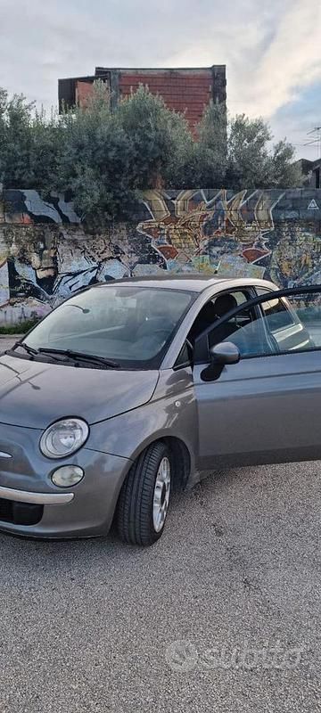 Grigio Usata 2010 Fiat 500 Tre volumi | 5000 € (Buon prezzo) - Immagine 1/4
