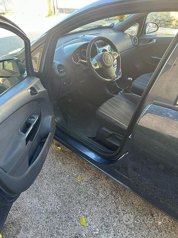 Usata Opel Corsa 2010 Utilitaria