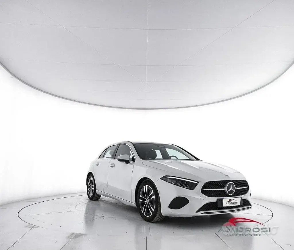 Usata Mercedes A200 Advanced 150 CV (110 kW) 2023 Bianco Berlina