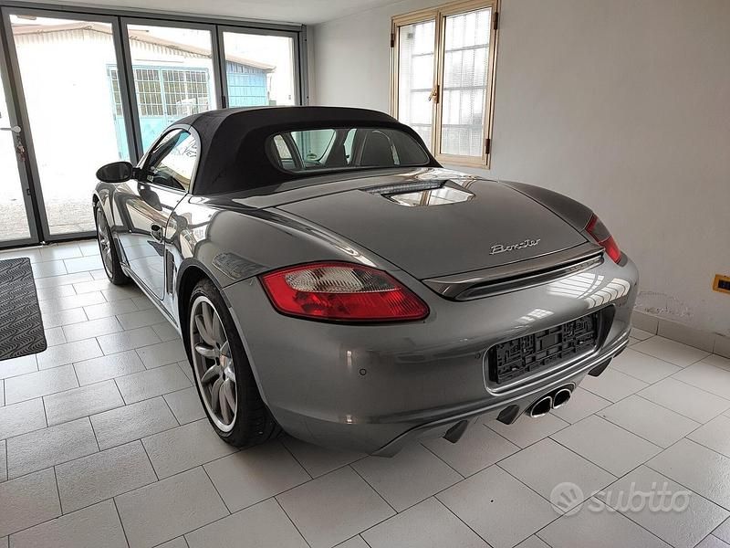 Usata Porsche Boxster 180 CV (132 kW) 2008 Grigio Cabrio