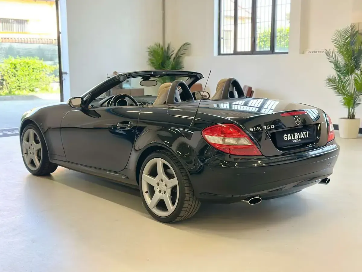 Usata Mercedes SLK350 272 CV (200 kW) 2005 Nero Cabrio