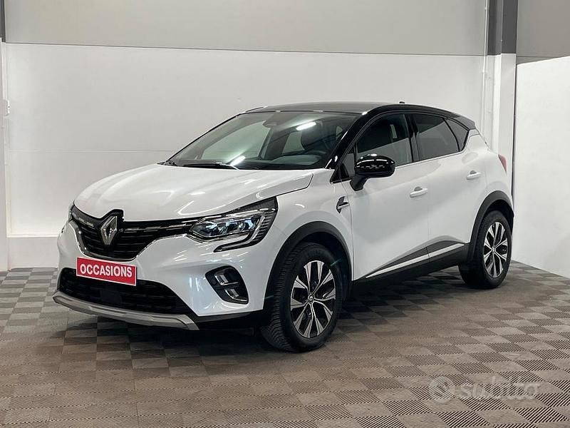 Usata Renault Captur Techno 140 CV (102 kW) 2023 Verde SUV