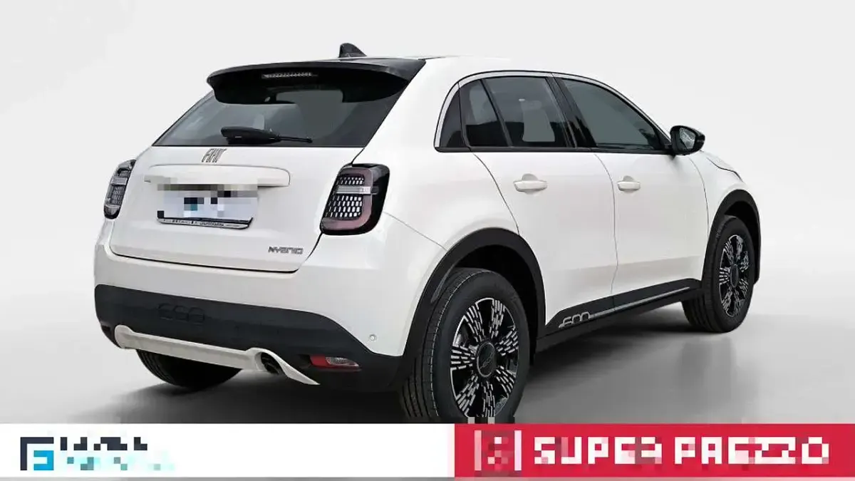Nouvelle Fiat 600 Icon 136 ch (100 kW) 2026 Vari colori SUV