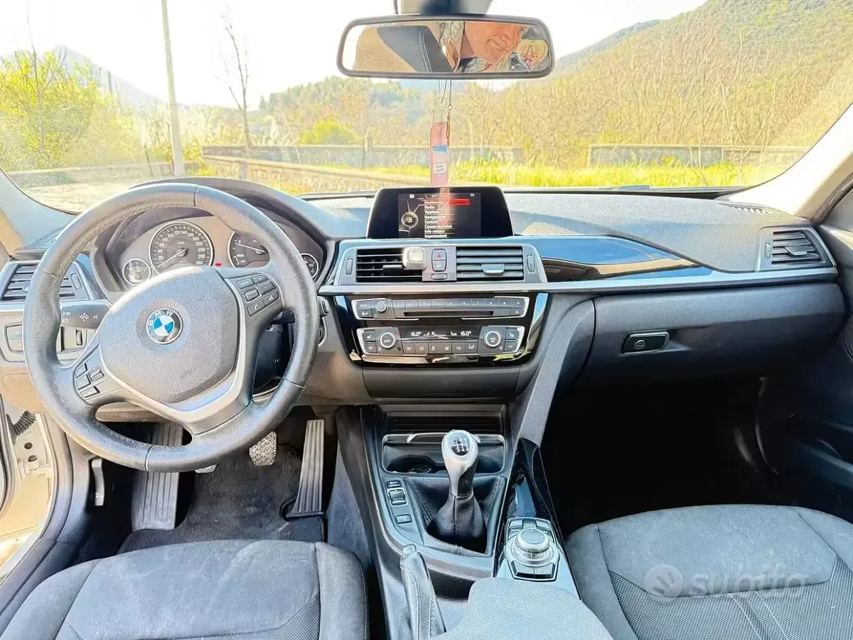 Usata BMW 318 150 CV (110 kW) 2018 Bianco Berlina