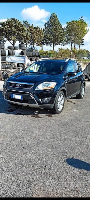 Usata Ford Kuga 163 CV (119 kW) 2011 Nero SUV