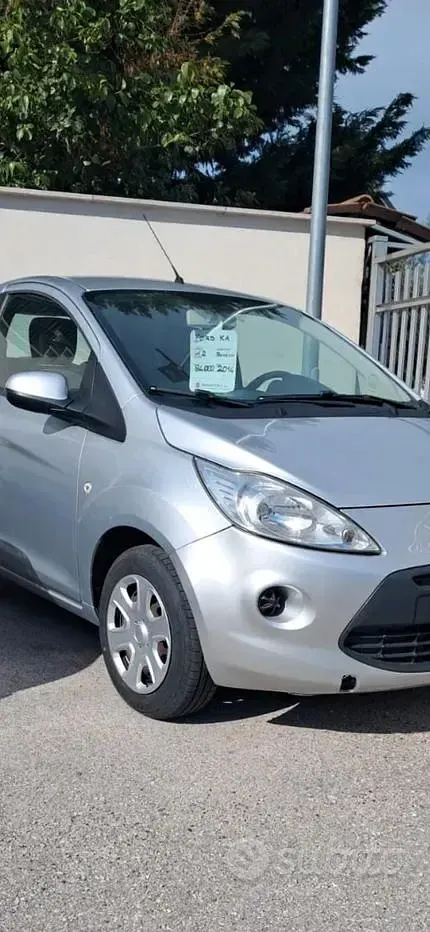Usata Ford Ka 69 CV (50 kW) 2014 Grigio Berlina