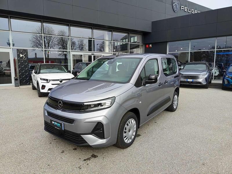 Nuova Opel Combo Life Edition+ 101 CV (74 kW) 2025 Kontrast grey Furgone