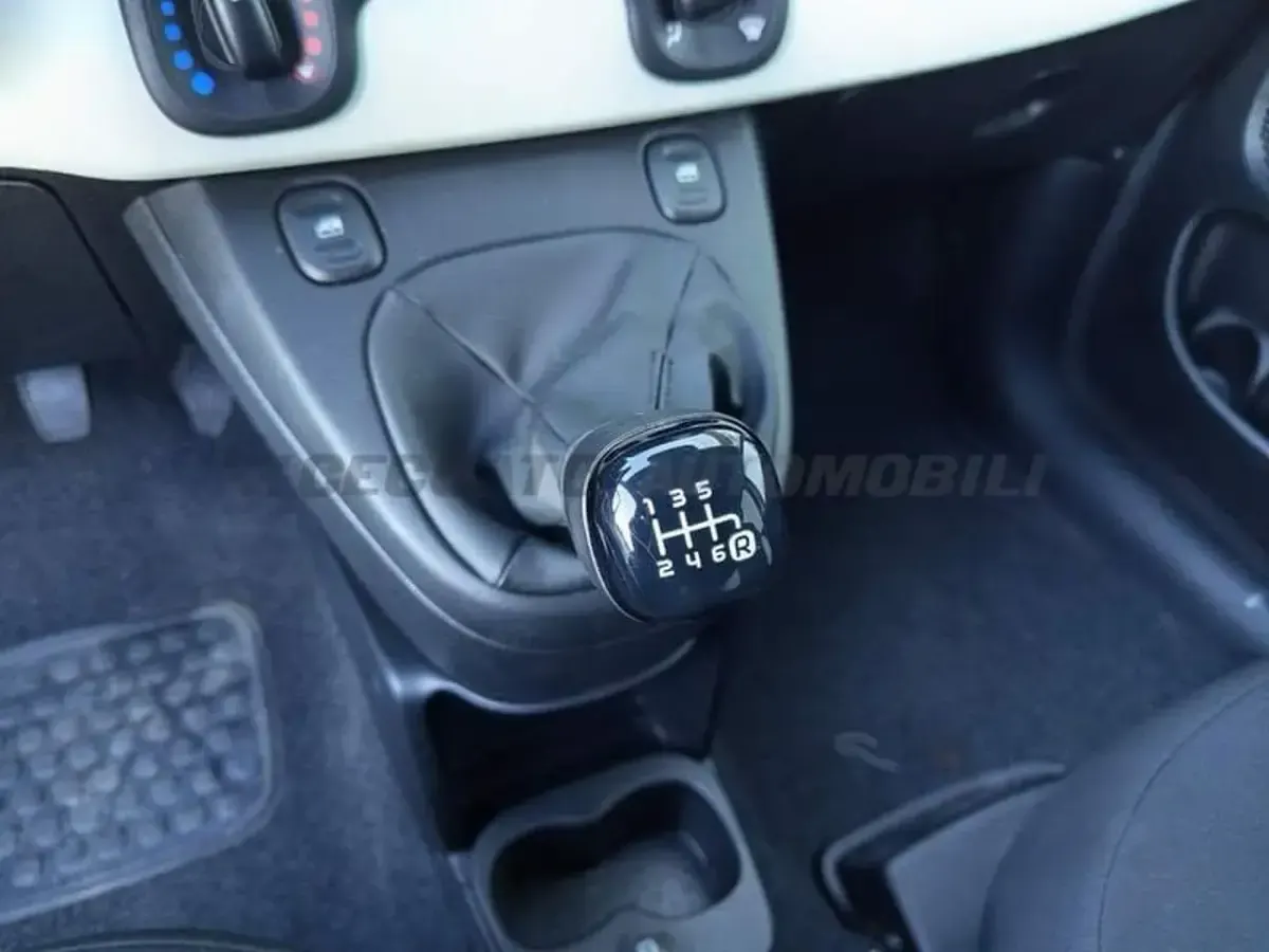 Usata Fiat Panda S 70 CV (51 kW) 2025 Rosso Utilitaria