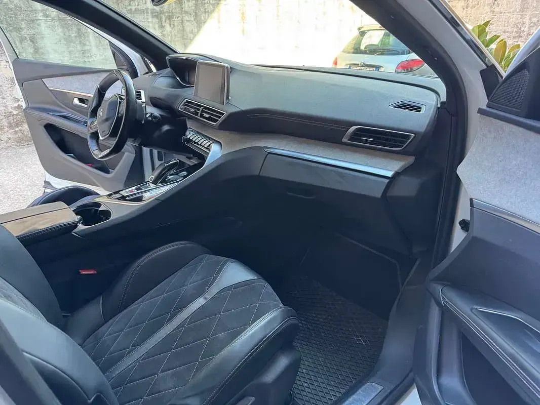 Usata Peugeot 3008 GT 177 CV (130 kW) 2018 Bianco SUV
