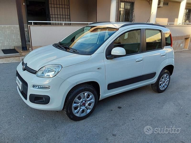 Usata Fiat Panda Easy 85 CV (62 kW) 2018 Bianco Utilitaria