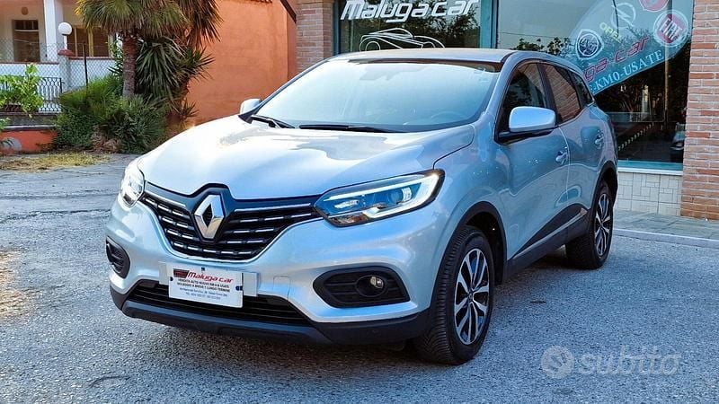 Usata Renault Kadjar Equilibre 116 CV (85 kW) 2022 Argento SUV