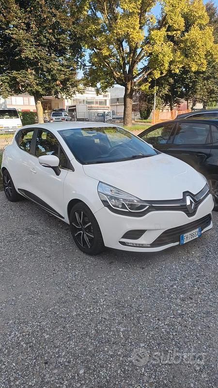 Usata Renault Clio IV 90 CV (66 kW) 2017 Bianco Berlina